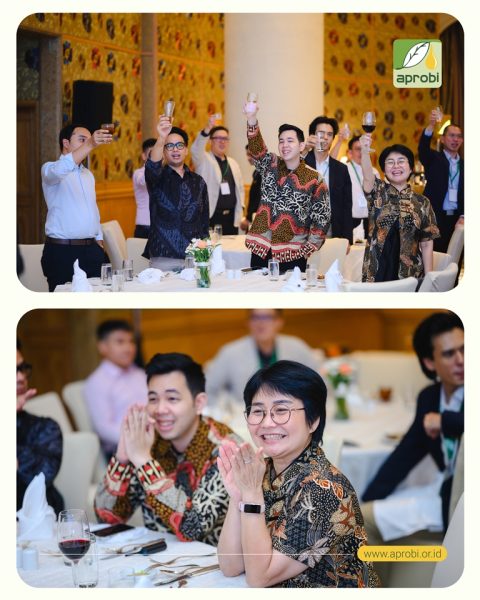 Momen networking antar-pemangku kepentingan industri biodiesel. Dokumentasi APROBI Momen networking antar-pemangku kepentingan industri biodiesel. Dokumentasi APROBI